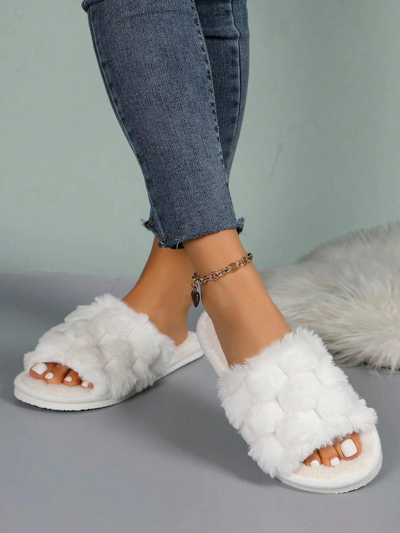 Women’s Furry House Slippers, Breathable Open-Toe Slip-On, Suitable for All Seasons