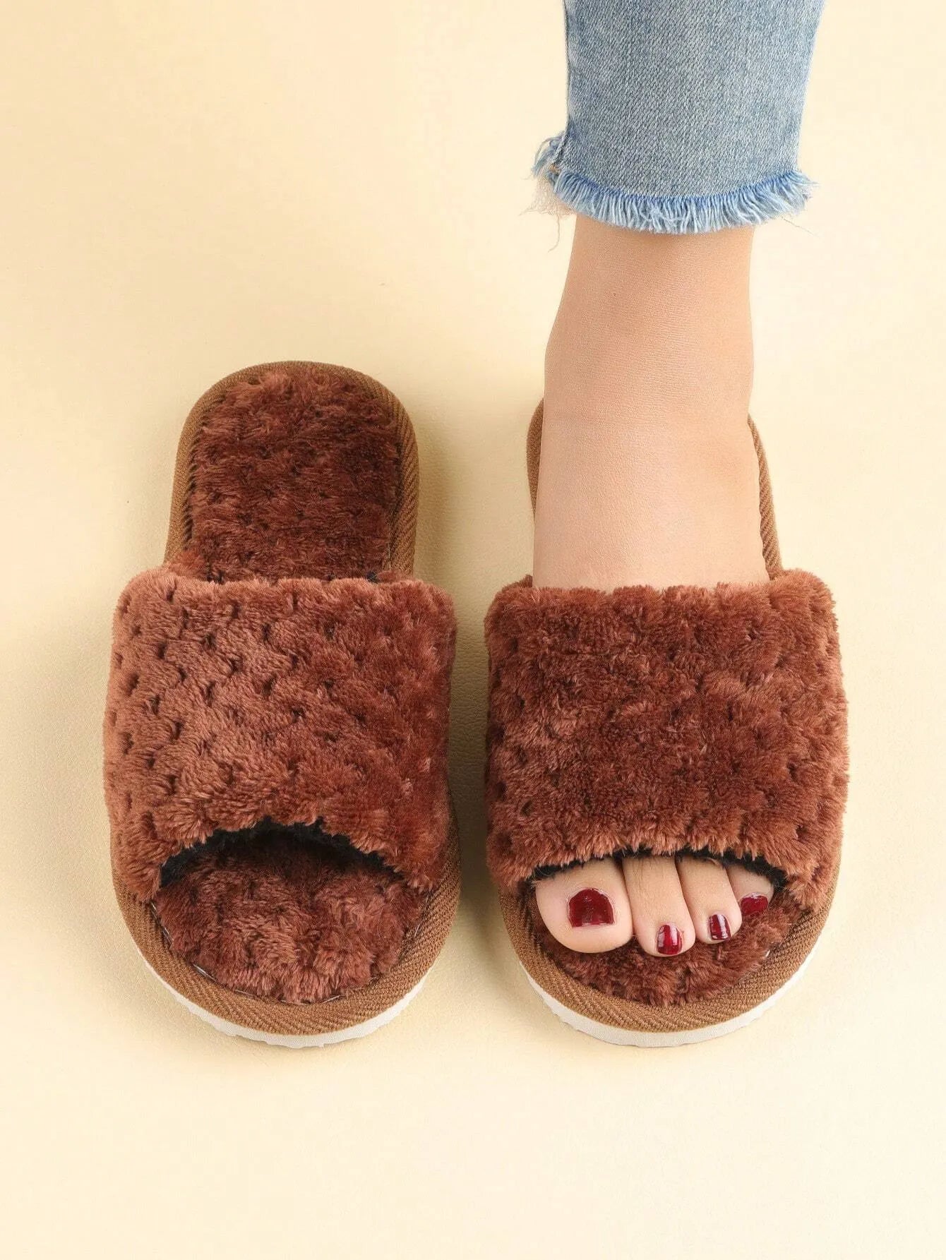 Women’s Soft Plush Slip-On Slippers, Comfortable & Warm Indoor Thermal Lined House Mules, Suitable For Spring, Autumn & Winter