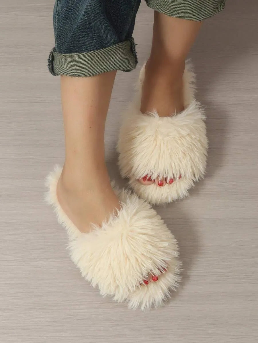 Ladies' Fashionable Leopard Print Fuzzy Bedroom Slippers, Beige